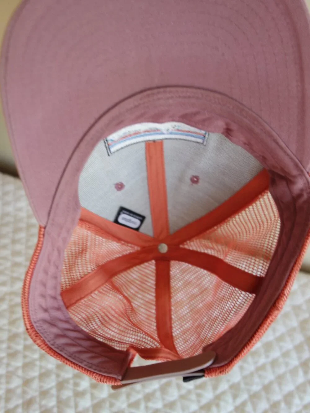 Lot of 4 PATAGONIA Snap Back Mesh Caps – olive / mauve / black / wine - Picture 4 of 13